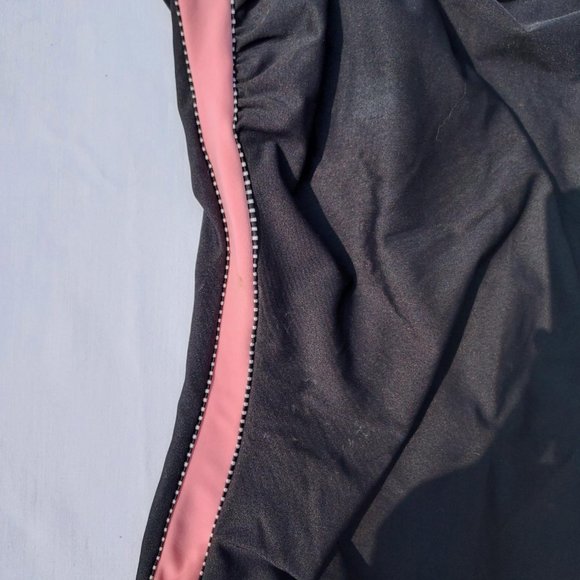 Black with Pink StripeTrimshaper Onepiece bathingsuit wi/ black and white piping - Picture 3 of 6